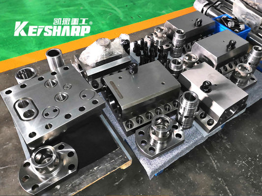 Excavator Hydraulic Hammer Valve Assembly / Hydraulic Breaker Spares ISO Approved