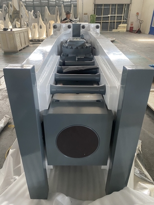 KS550 Standard Pin Mounted Thermal Magnetic Circuit Breaker With 200mm Chisel Diameter